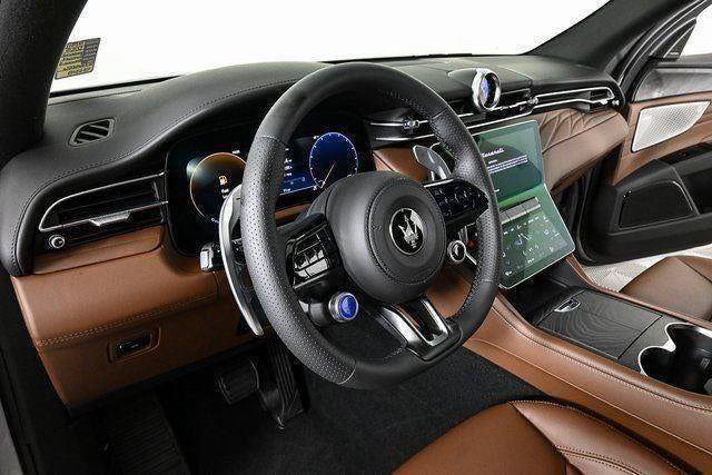 New 2025 Maserati Grecale GT AWD/4WD image 8