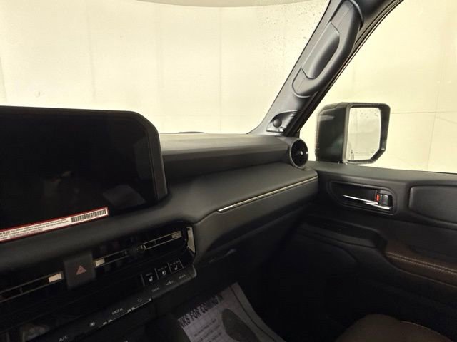 Used 2025 Toyota Land Cruiser image 13
