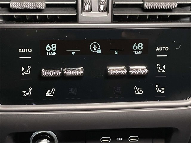 New 2026 Porsche Cayenne E-Hybrid Coupe image 26