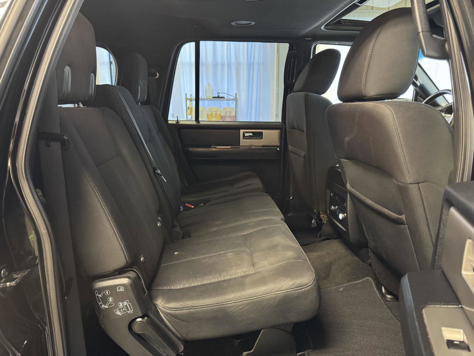 Used 2017 Ford Expedition EL XLT image 30