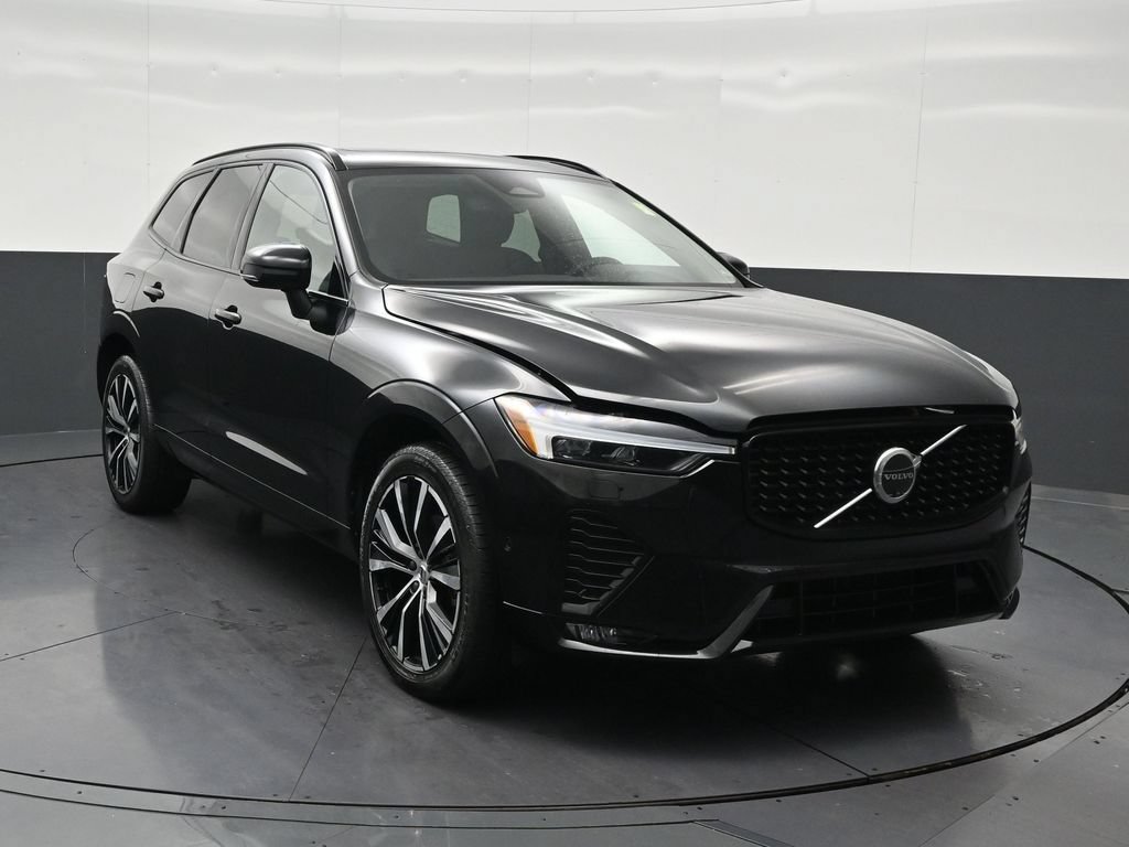 Certified 2024 Volvo XC60 B5 Plus w/ Protection Package Premier AWD/4WD image 8