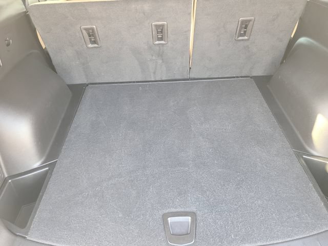 Used 2024 Chevrolet Blazer Premier FWD image 6