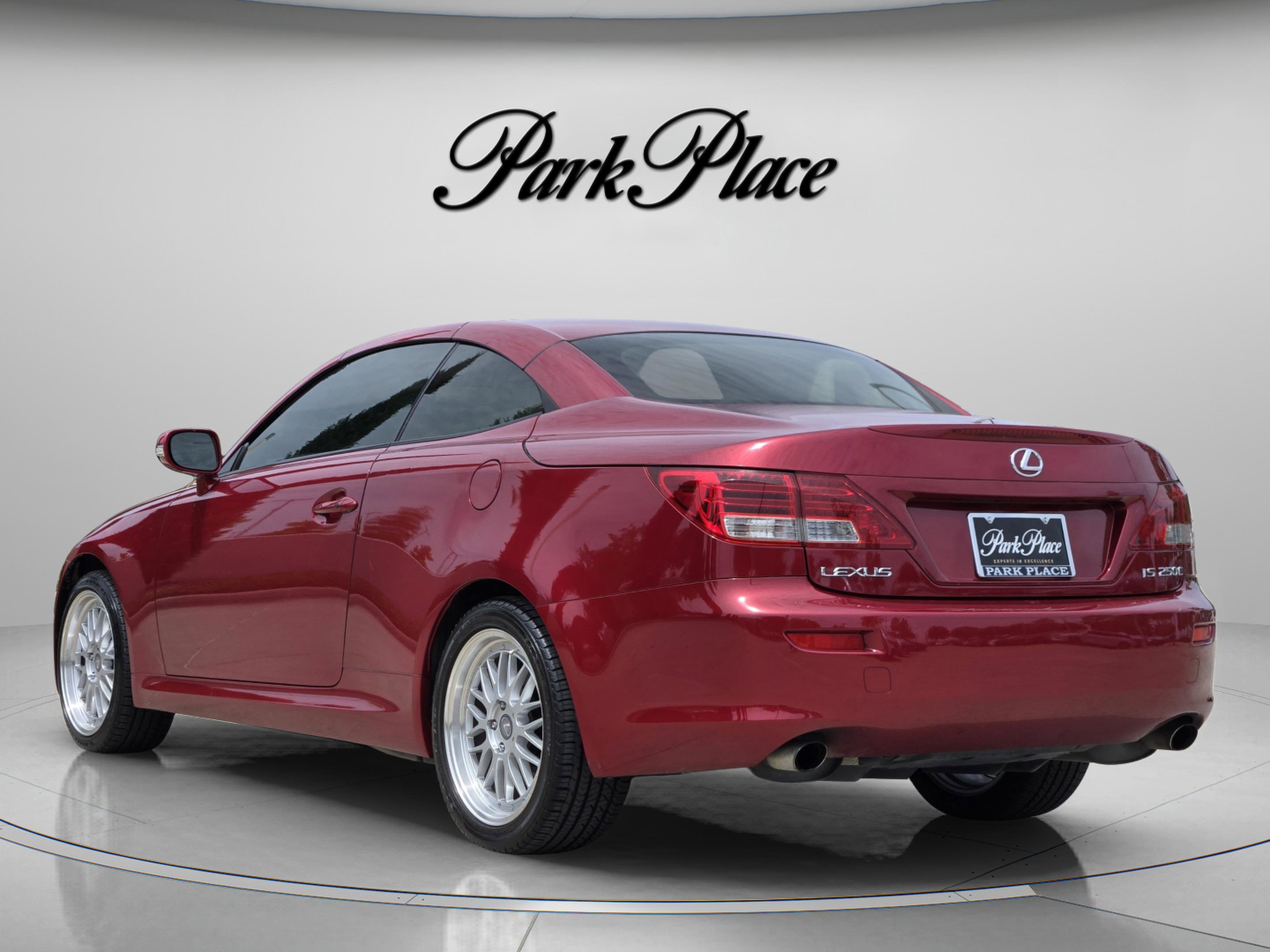Used 2010 Lexus IS 250C RWD image 3