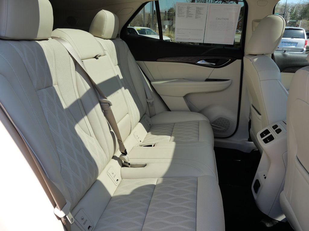 Used 2022 Buick Envision Avenir w/ Technology Package II AWD/4WD image 23