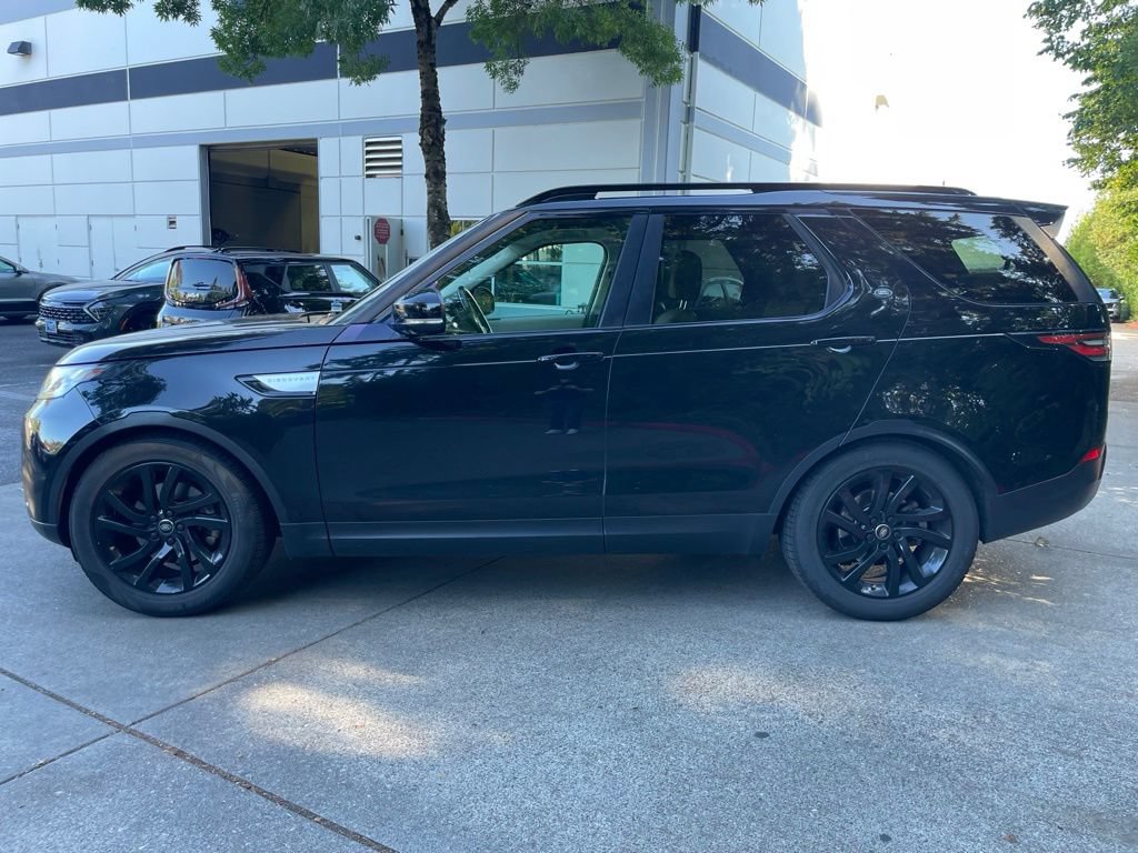 Used 2018 Land Rover Discovery HSE AWD/4WD image 6