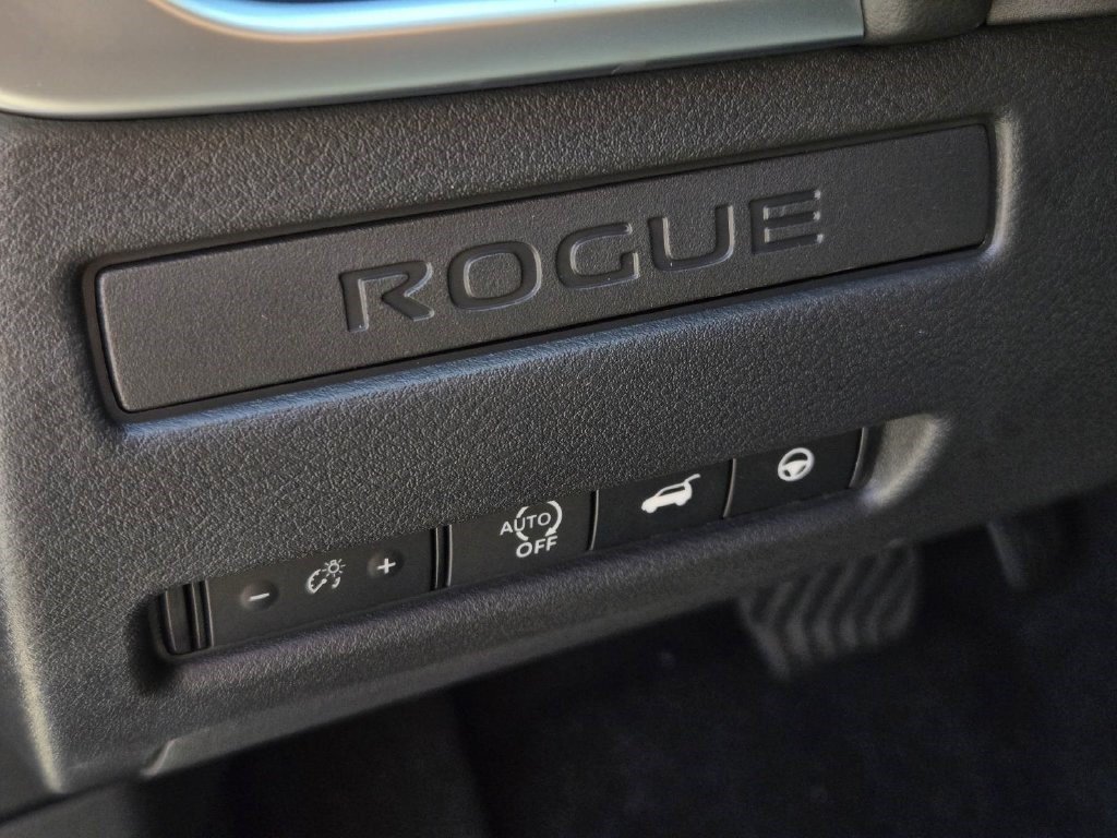 New 2026 Nissan Rogue Dark Armor AWD/4WD image 19