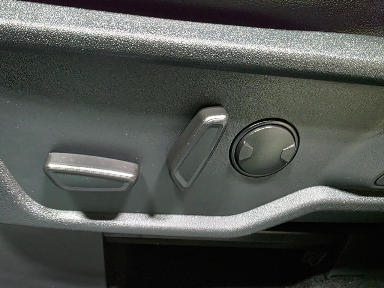 Used 2022 Ford Bronco Badlands image 16