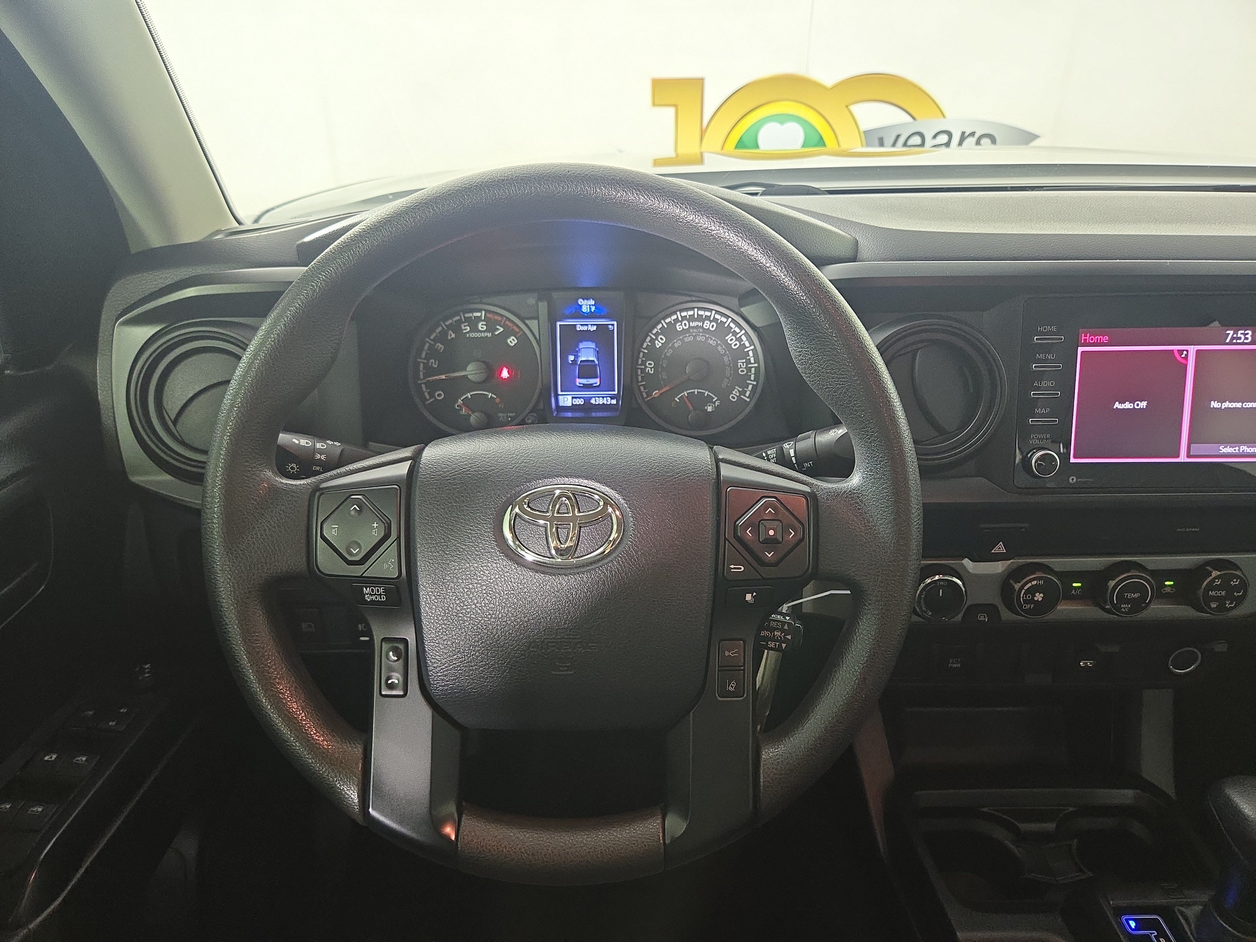 Used 2020 Toyota Tacoma SR AWD/4WD image 14