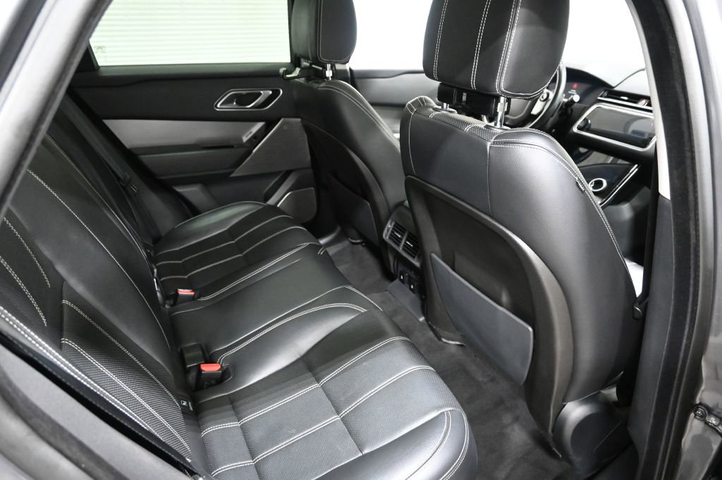 Used 2018 Land Rover Range Rover Velar S image 17