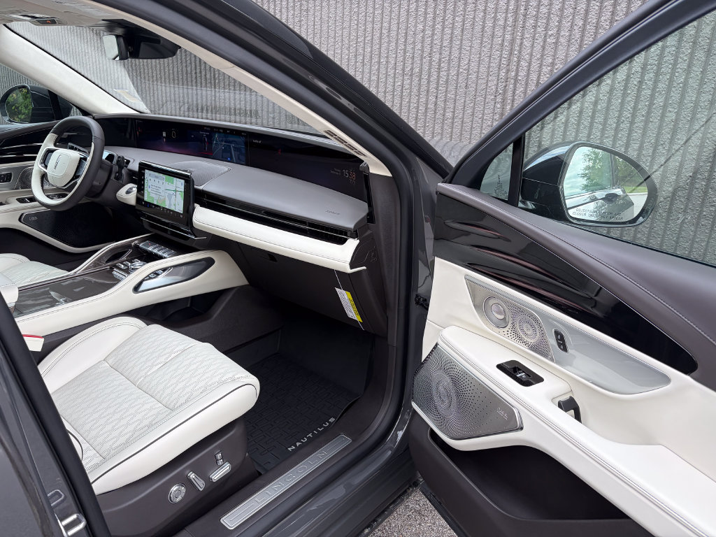 New 2026 Lincoln Nautilus Black Label AWD/4WD image 34