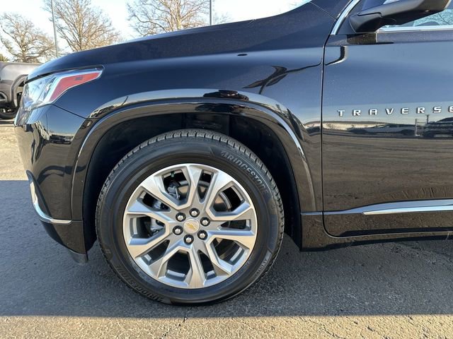 Used 2021 Chevrolet Traverse Premier image 34