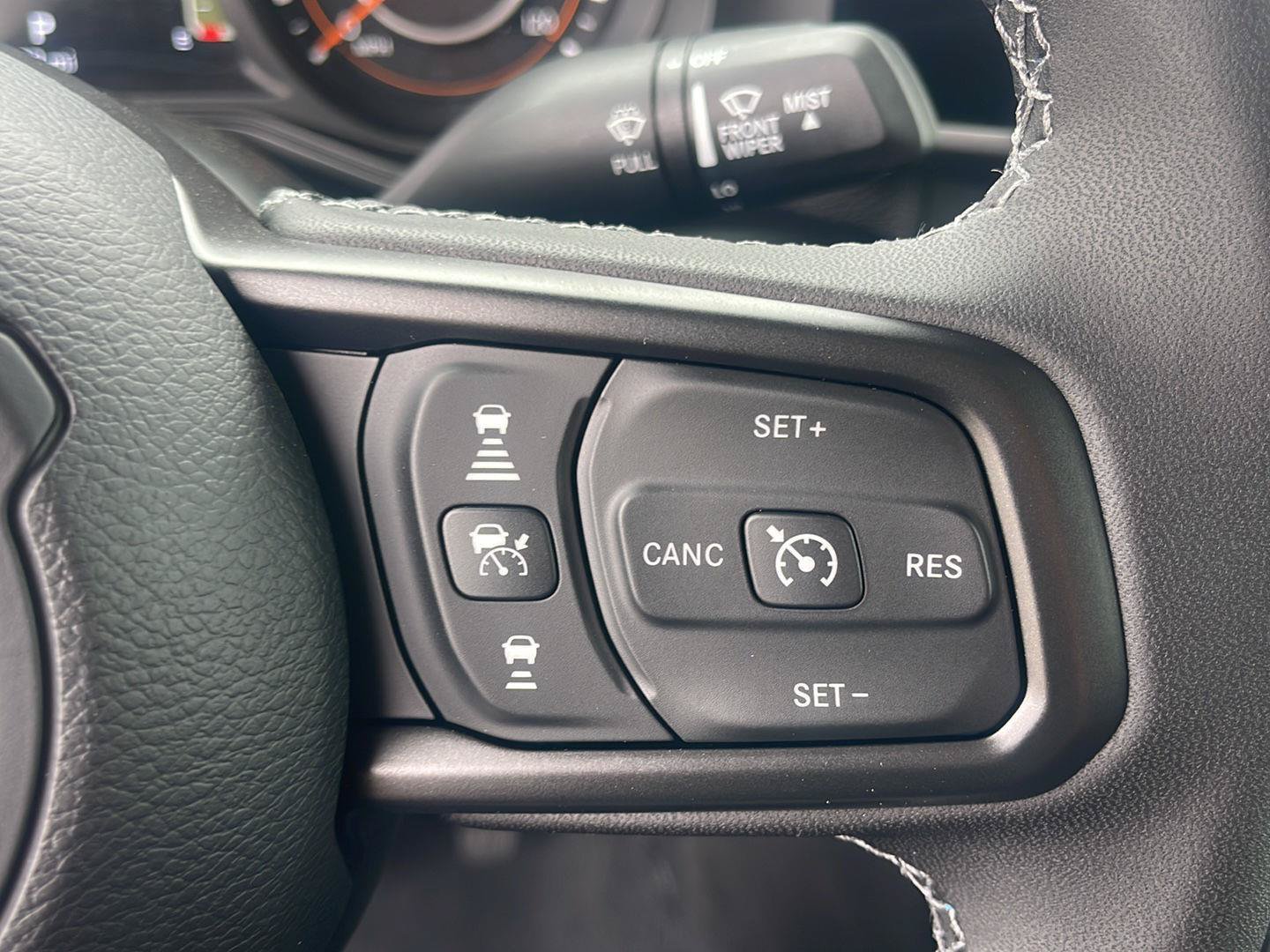New 2026 Jeep Gladiator Sport AWD/4WD image 17