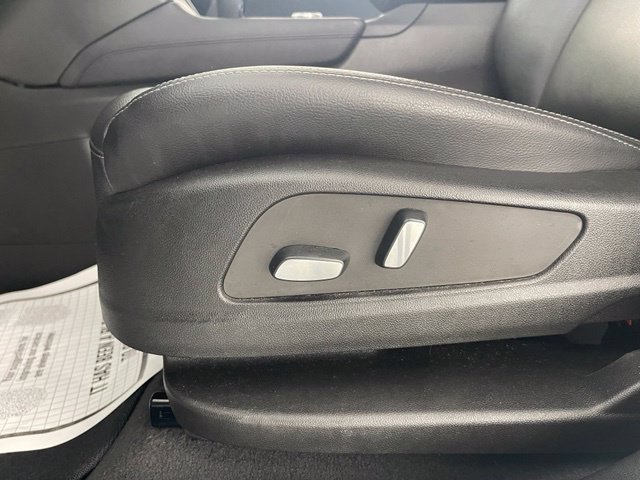 Used 2022 Cadillac XT5 Luxury AWD/4WD image 35