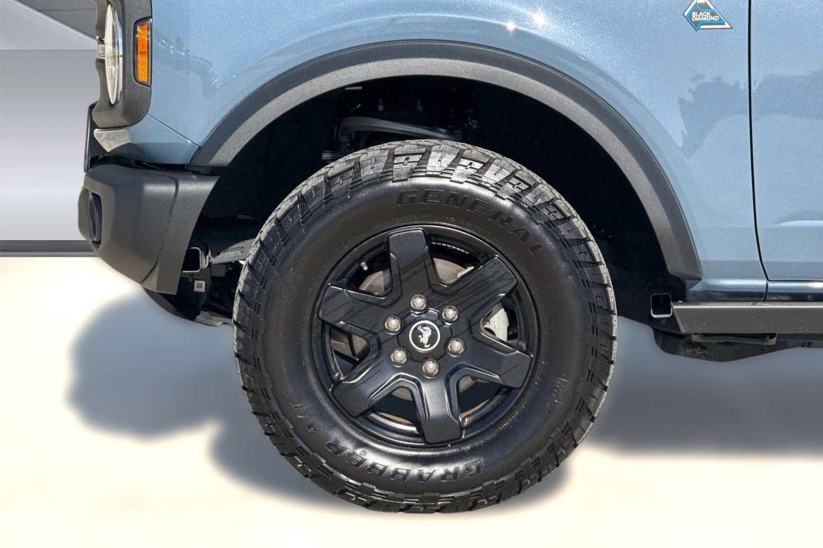 Used 2024 Ford Bronco Black Diamond image 11