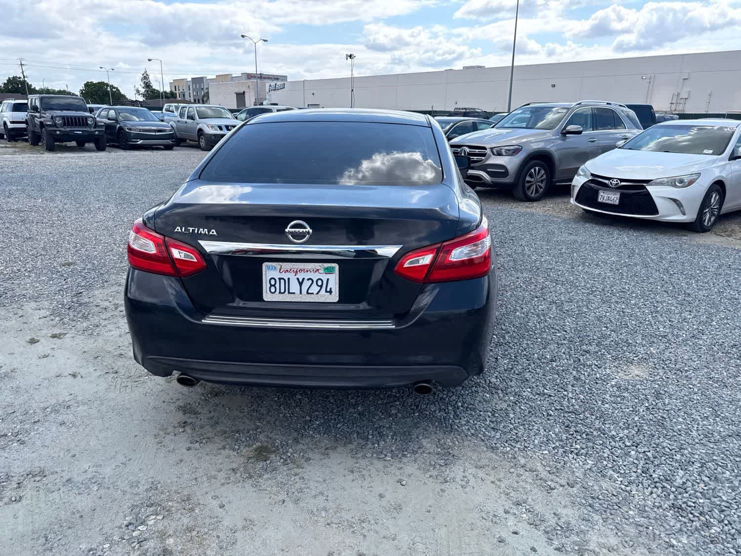 Used 2016 Nissan Altima 2.5 S w/ Power Driver Seat Package FWD image 6