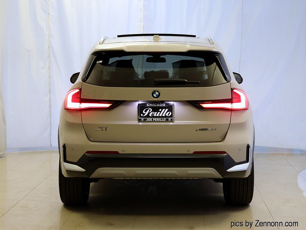 New 2027 BMW X1 xDrive28i AWD/4WD image 7