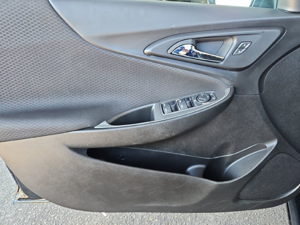 Used 2025 Chevrolet Malibu LT FWD image 23