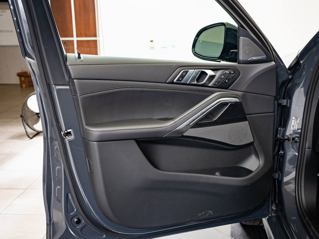 New 2026 BMW X6 xDrive40i image 23