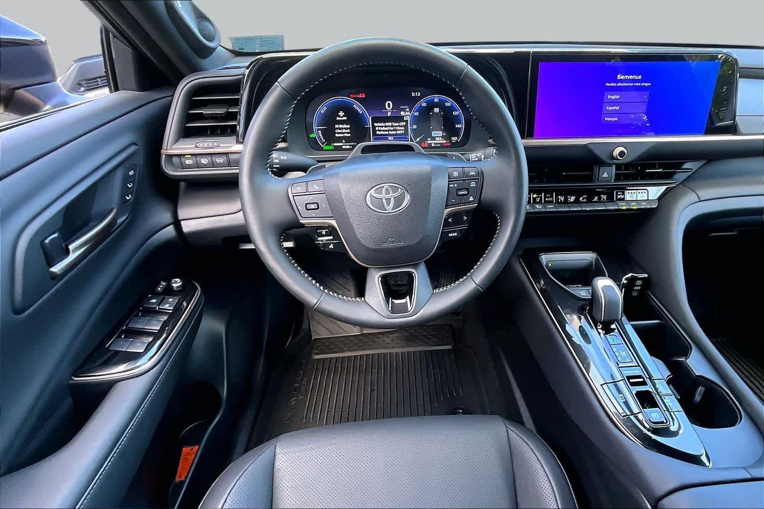 Used 2026 Toyota Crown Signia w/ Advanced Technology Package AWD/4WD image 6