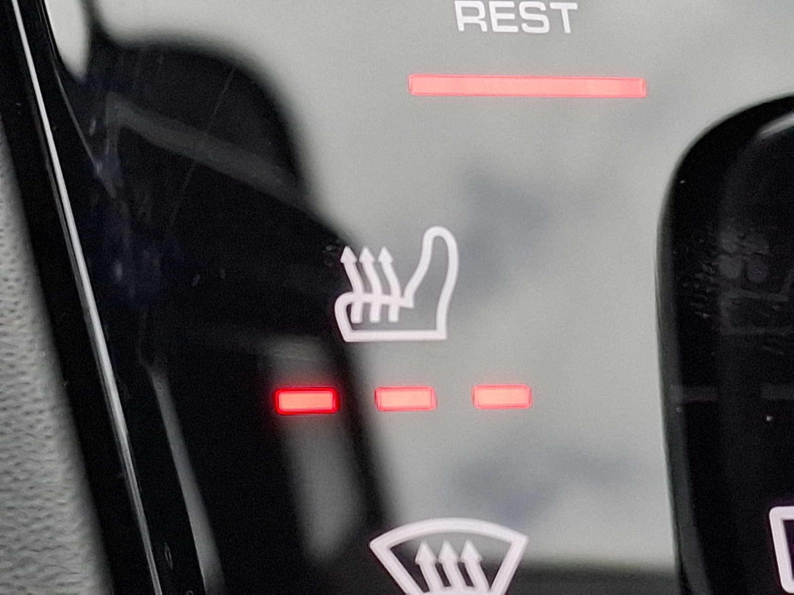 Used 2022 Porsche Cayenne GTS AWD/4WD image 24