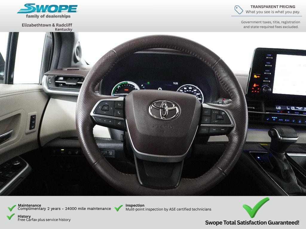Used 2021 Toyota Sienna Platinum FWD image 17