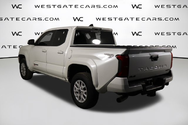 Used 2025 Toyota Tacoma TRD Sport AWD/4WD image 44