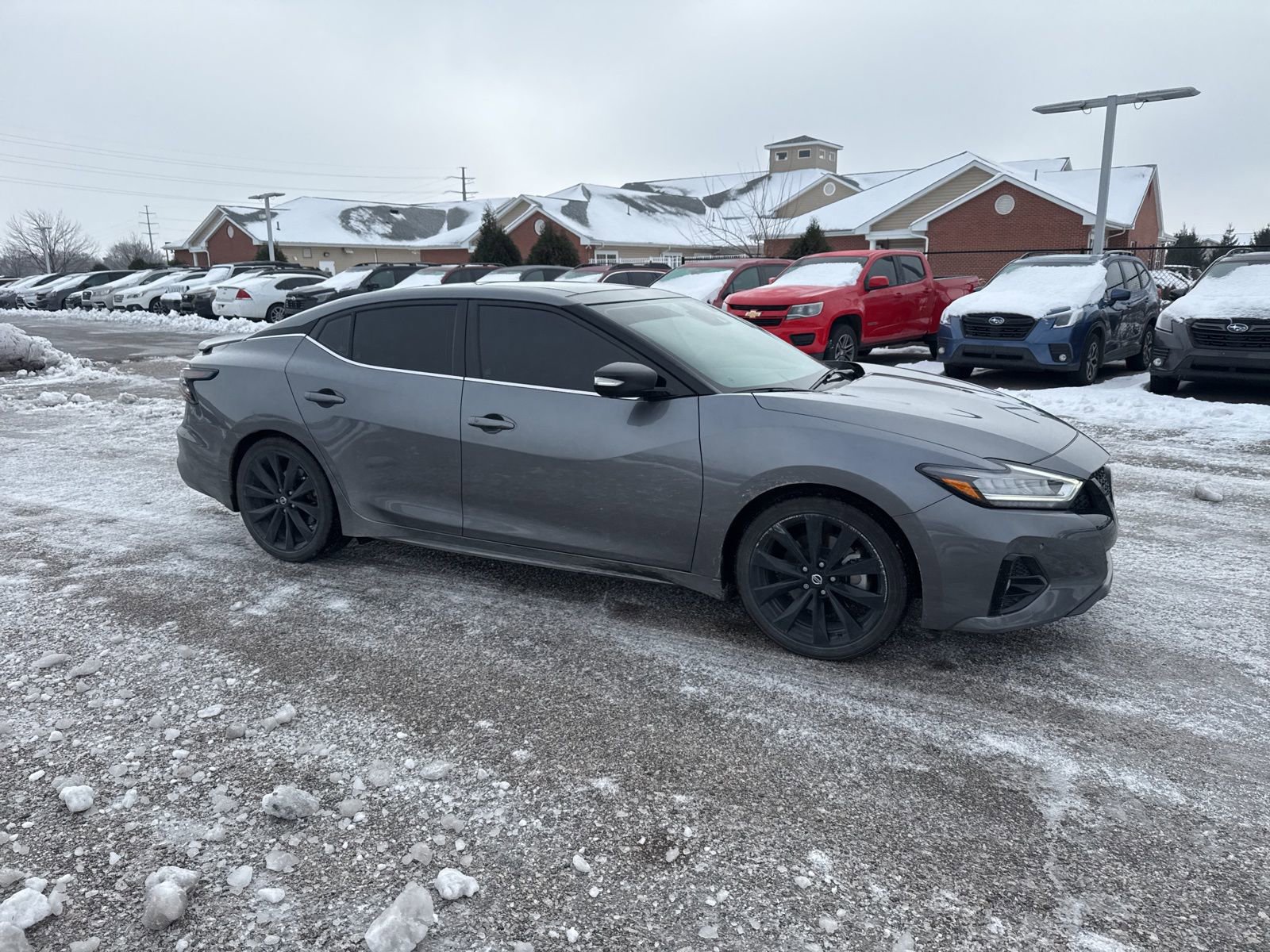 Used 2021 Nissan Maxima SR w/ Sport Mat Group image 11
