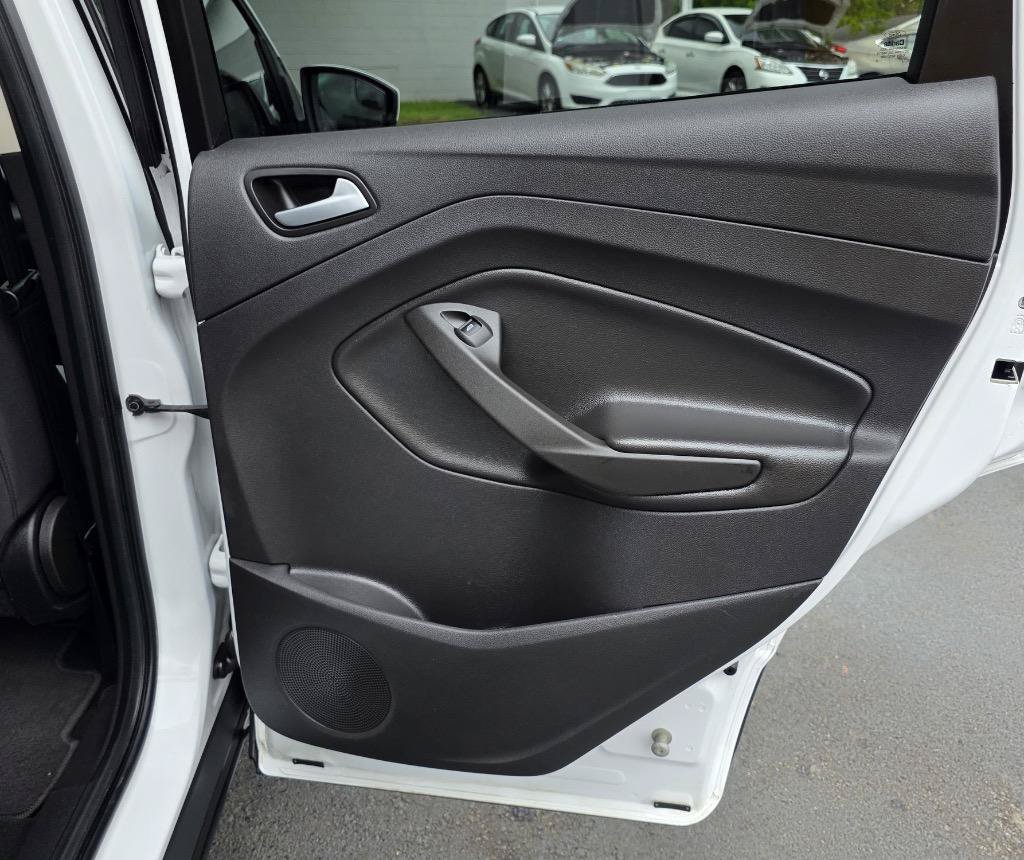 Used 2016 Ford Escape SE FWD image 27