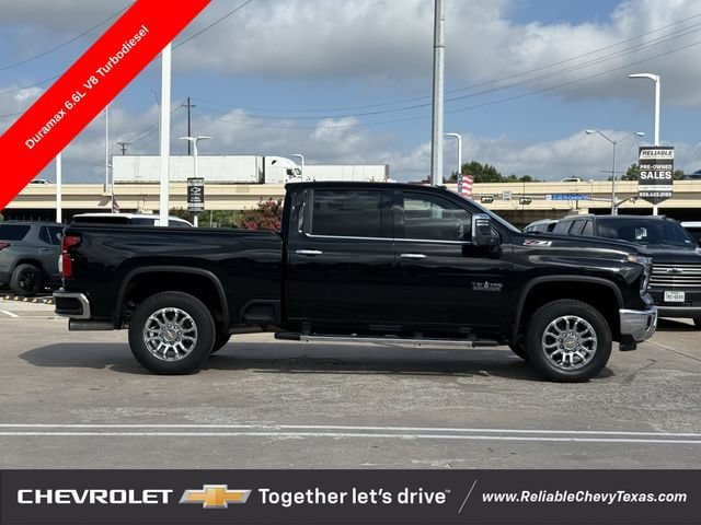 Used 2025 Chevrolet Silverado 2500 LTZ w/ LTZ Texas Edition AWD/4WD image 5
