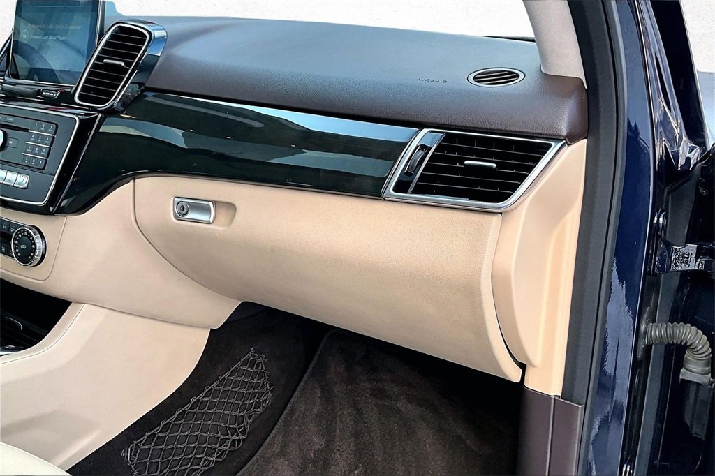 Used 2017 Mercedes-Benz GLE 350 4MATIC image 25