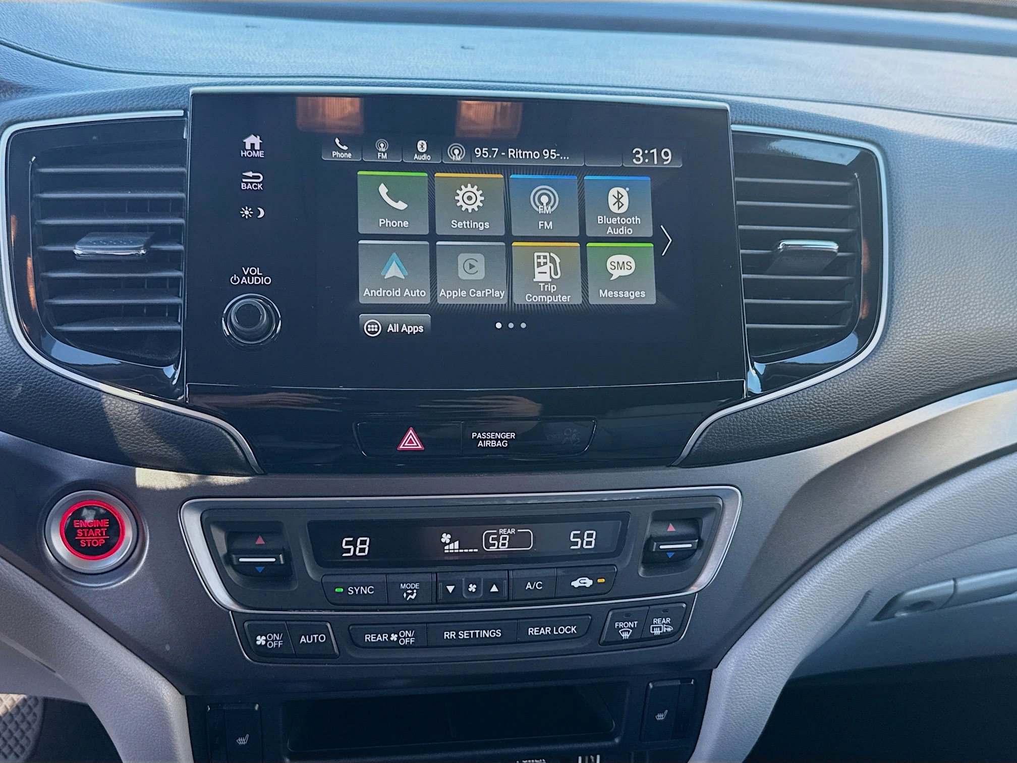 Used 2022 Honda Pilot Special Edition image 12