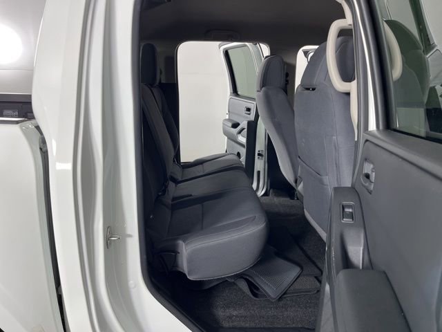 Used 2024 Nissan Frontier S image 45