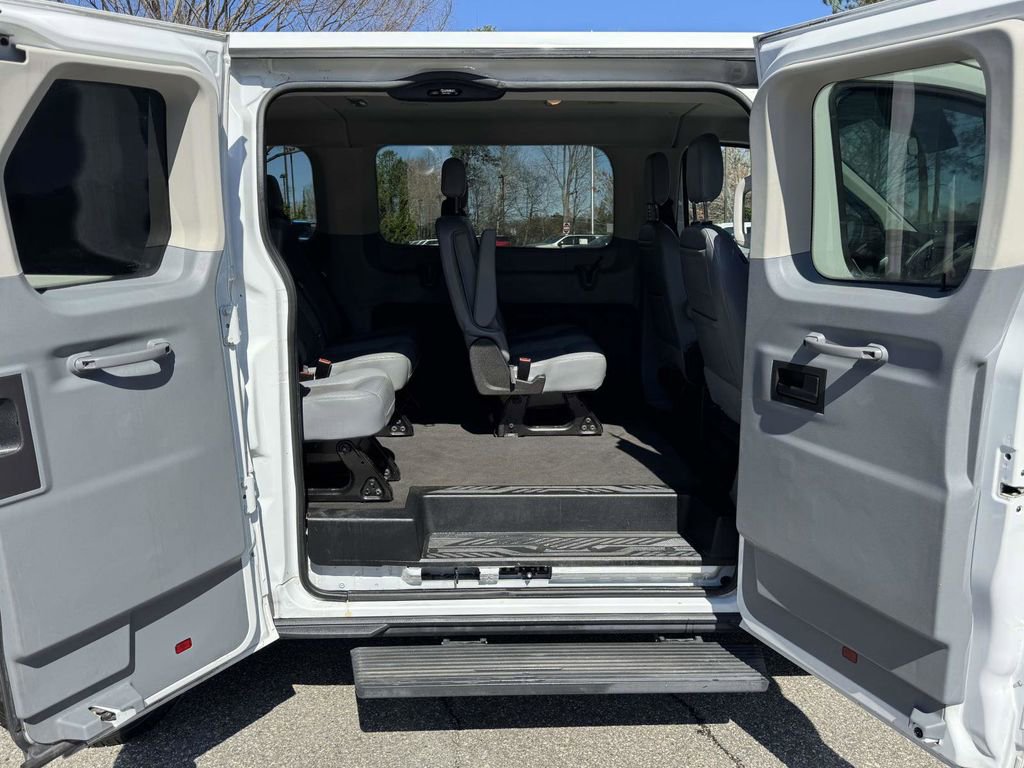 Used 2017 Ford Transit 150 XLT image 14