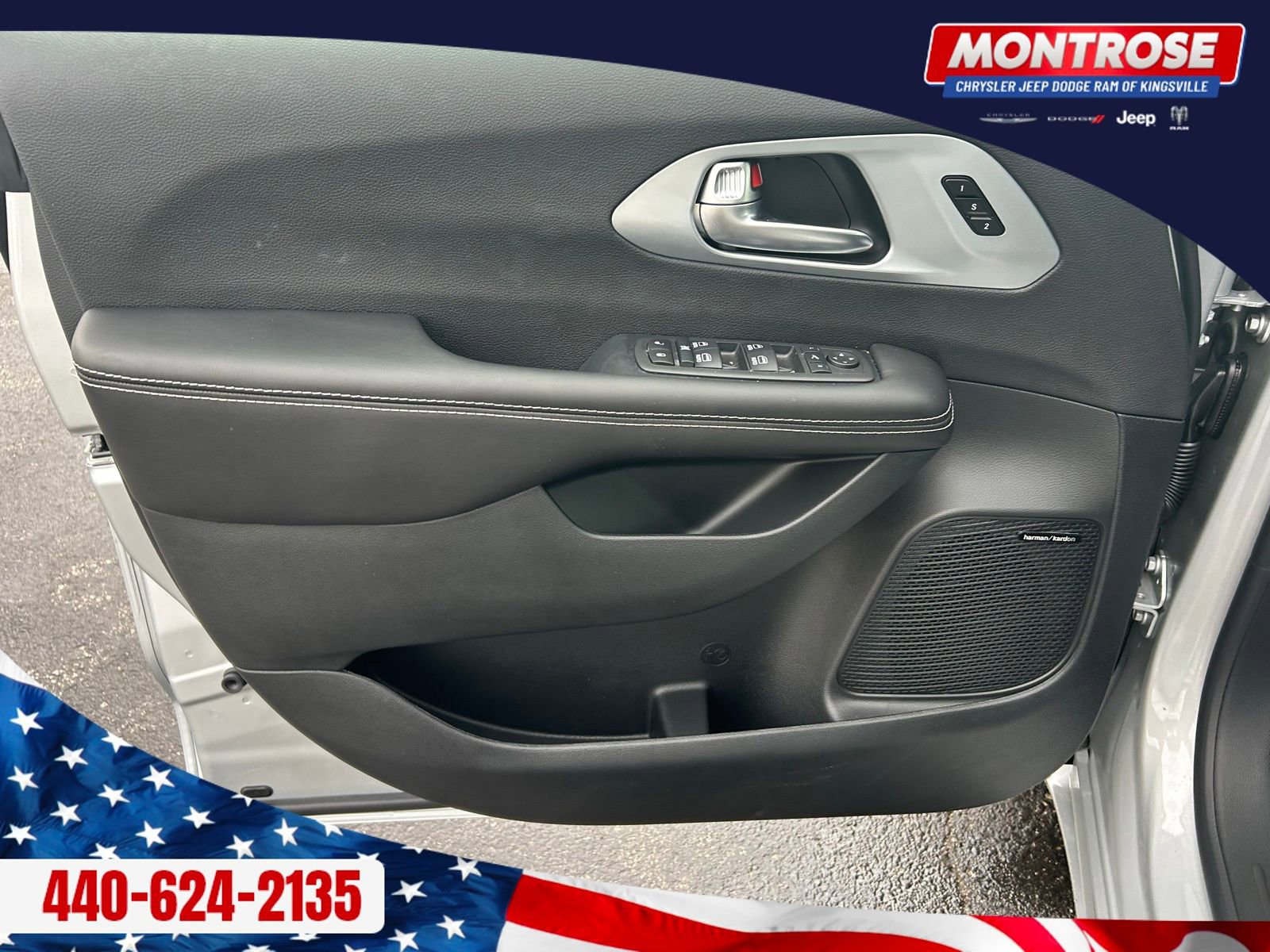 New 2026 Chrysler Pacifica Limited w/ Uconnect Theater Family Group AWD/4WD image 9