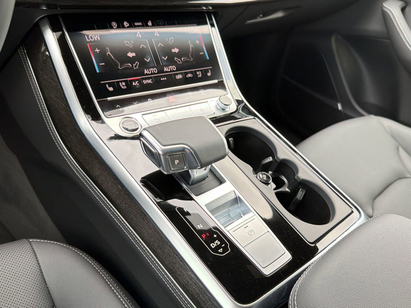 New 2026 Audi Q8 Premium Plus AWD/4WD image 18