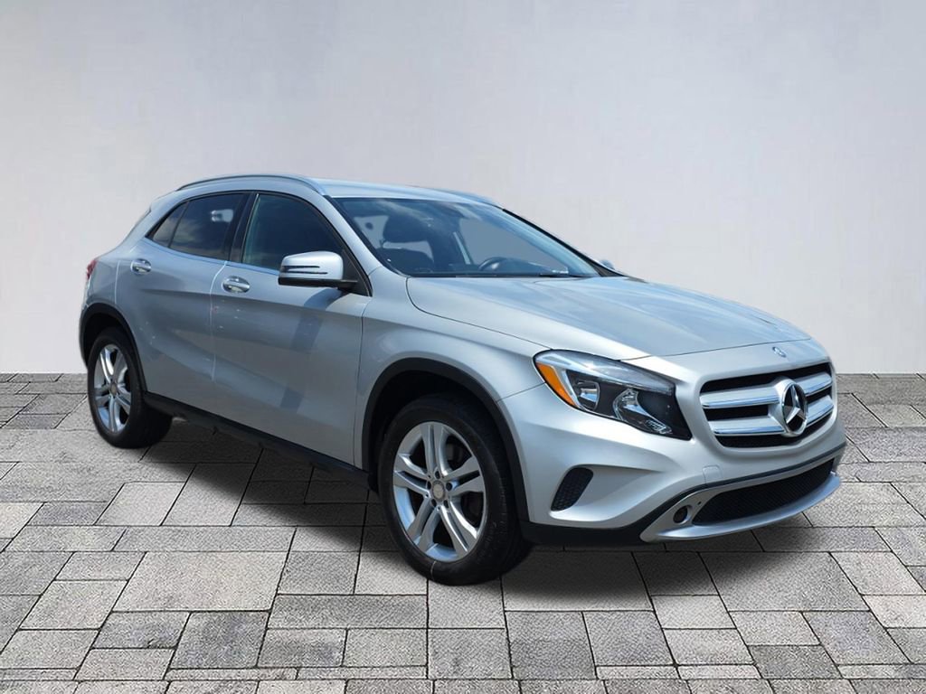 Used 2015 Mercedes-Benz GLA 250 4MATIC image 1