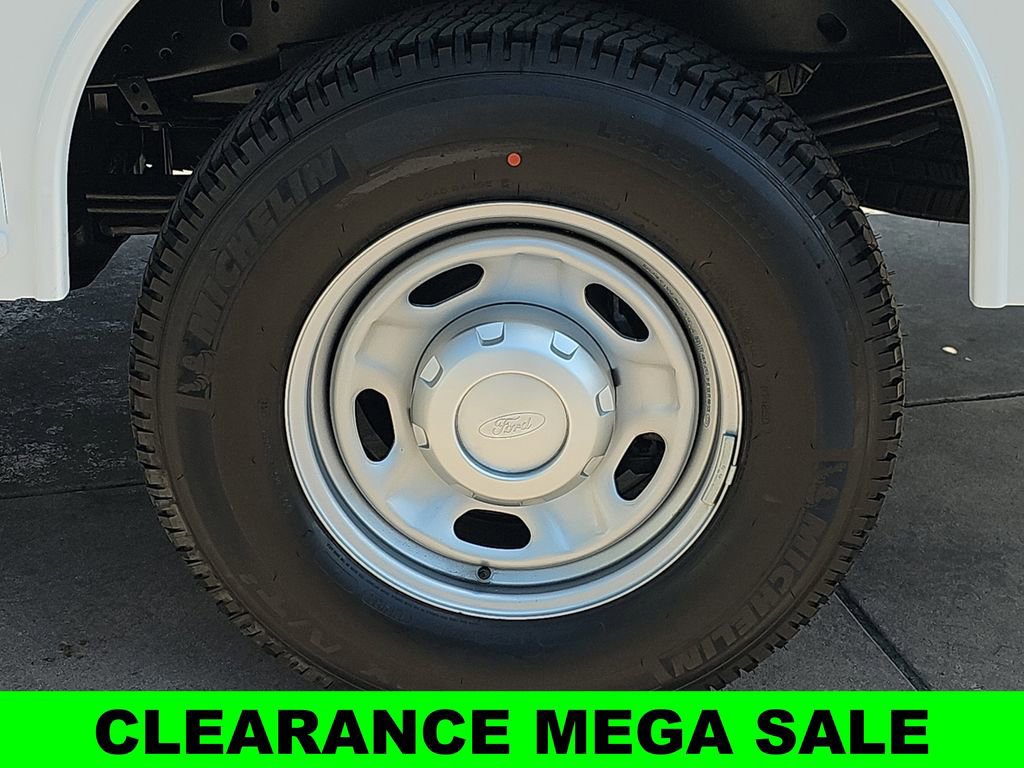 New 2025 Ford F250 XL w/ FX4 Off-Road Package image 37