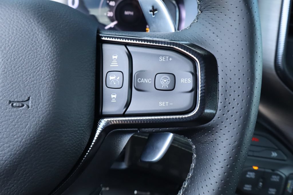 Used 2024 RAM 2500 Limited AWD/4WD image 20