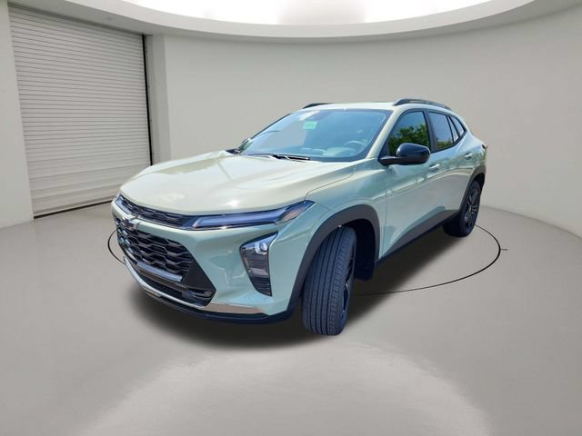 New 2026 Chevrolet Trax ACTIV w/ Sunroof Package FWD image 3