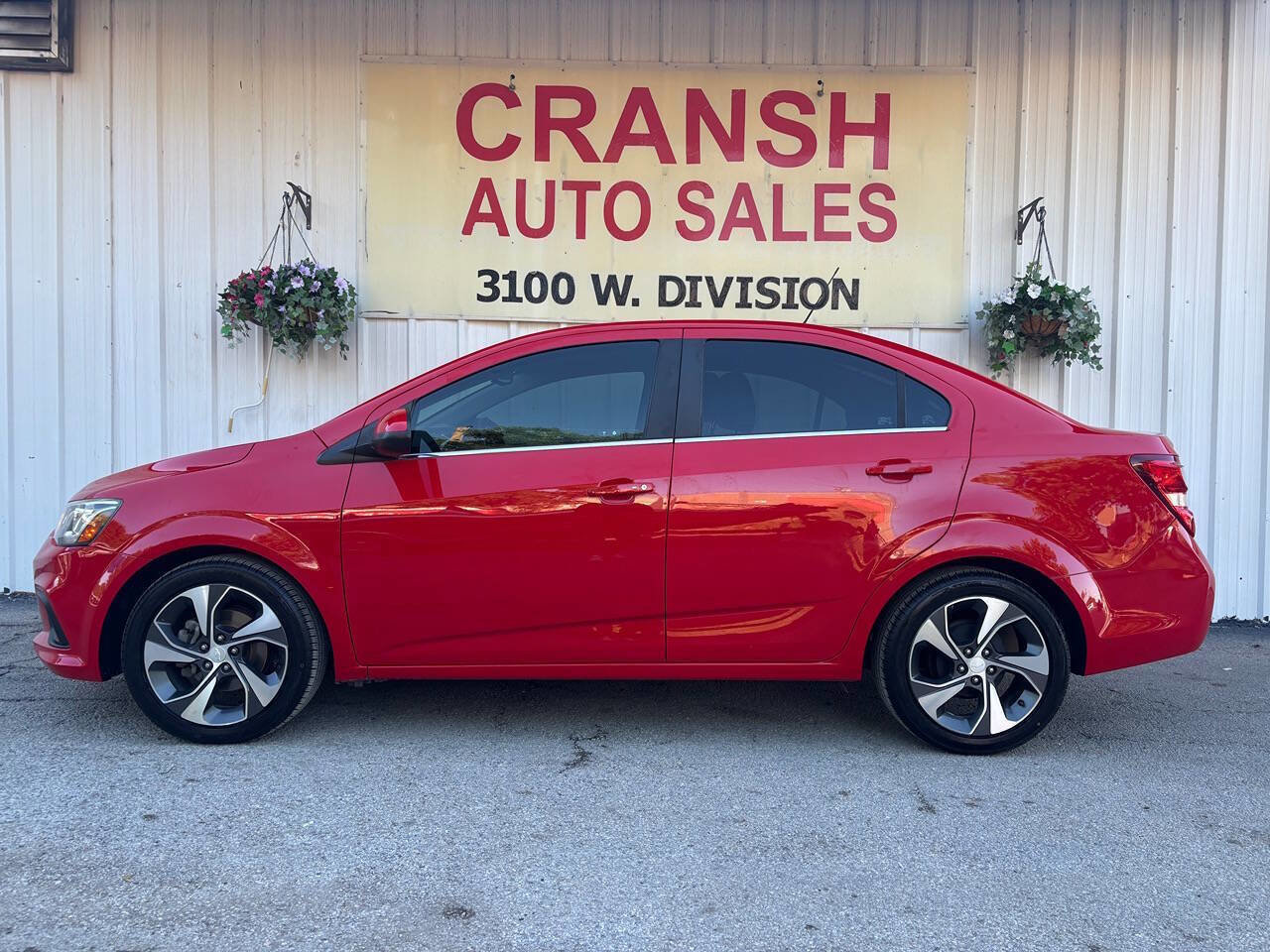 Used 2020 Chevrolet Sonic Premier FWD image 4
