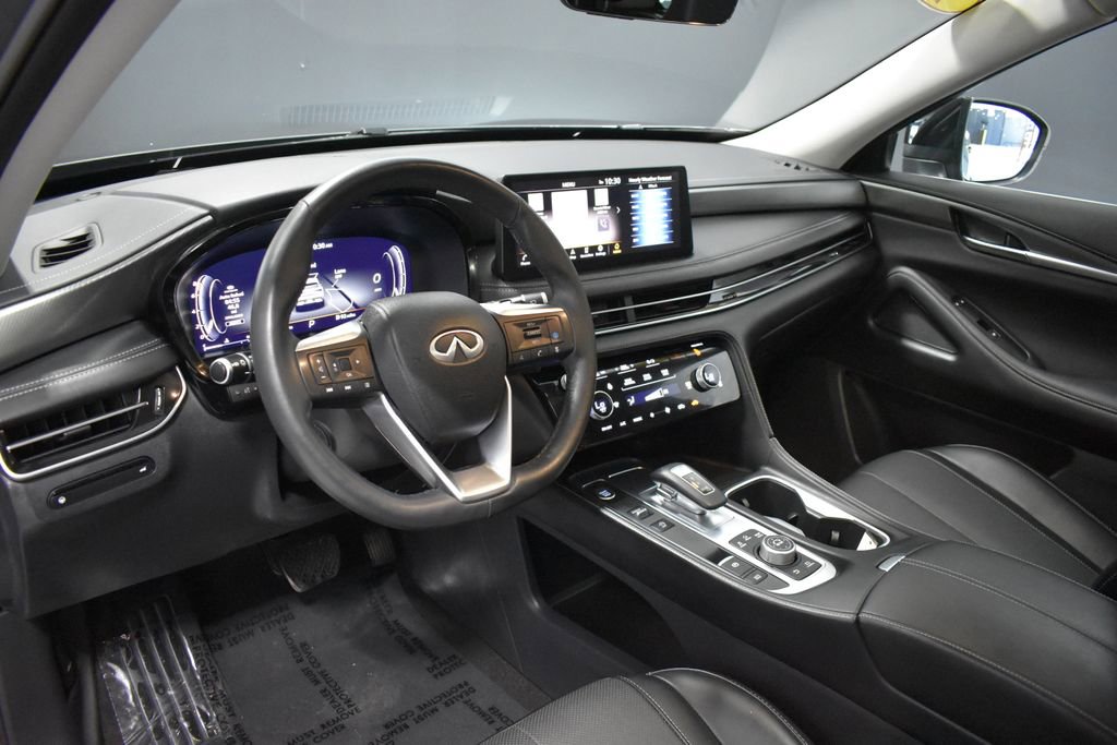 Used 2023 INFINITI QX60 Luxe AWD/4WD image 4
