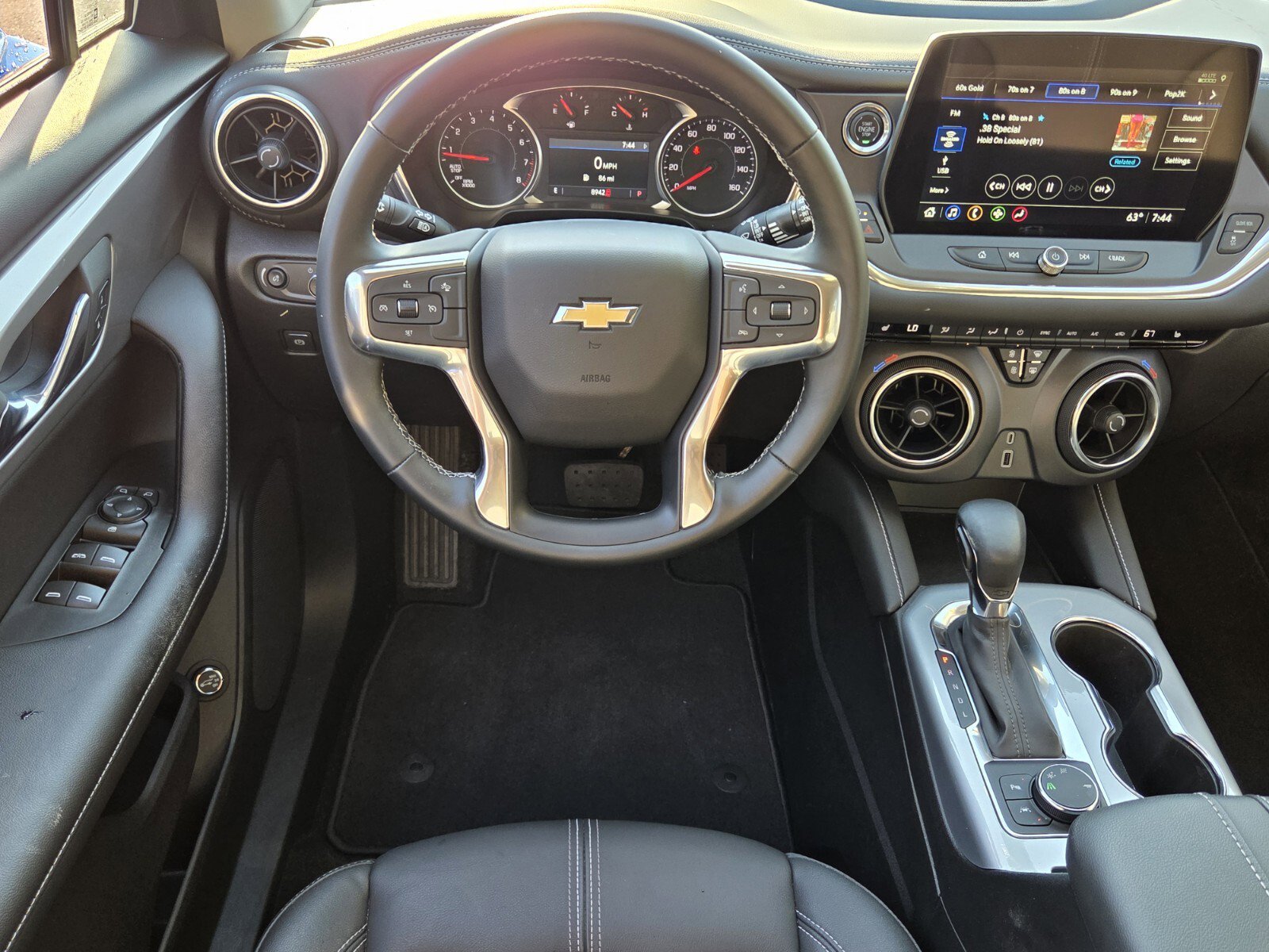 Used 2024 Chevrolet Blazer LT FWD image 14