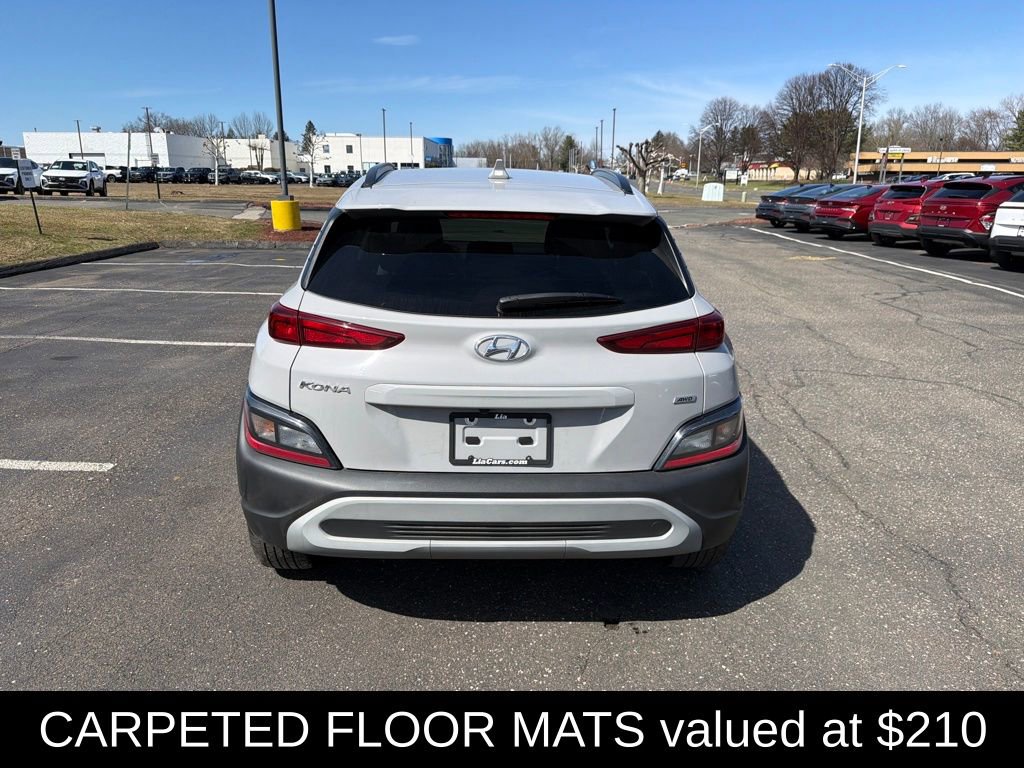 Certified 2023 Hyundai Kona SEL w/ Convenience Package image 4