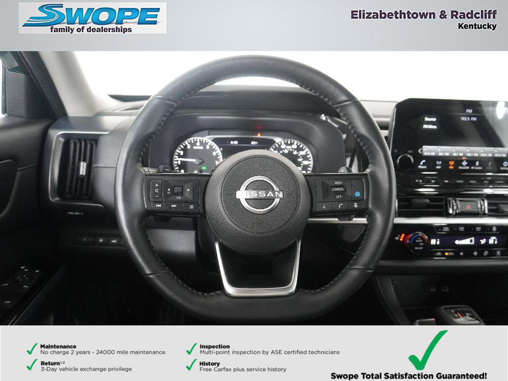 Used 2025 Nissan Pathfinder SL image 18