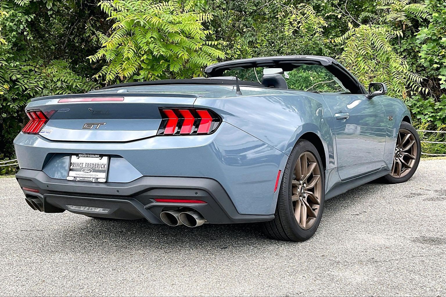 Used 2025 Ford Mustang GT Premium RWD image 13