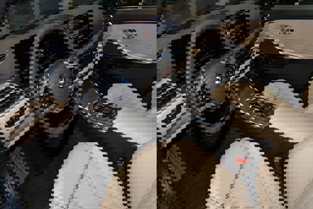 Used 2026 BMW 330i xDrive 330i xDrive w/ Premium Package image 15