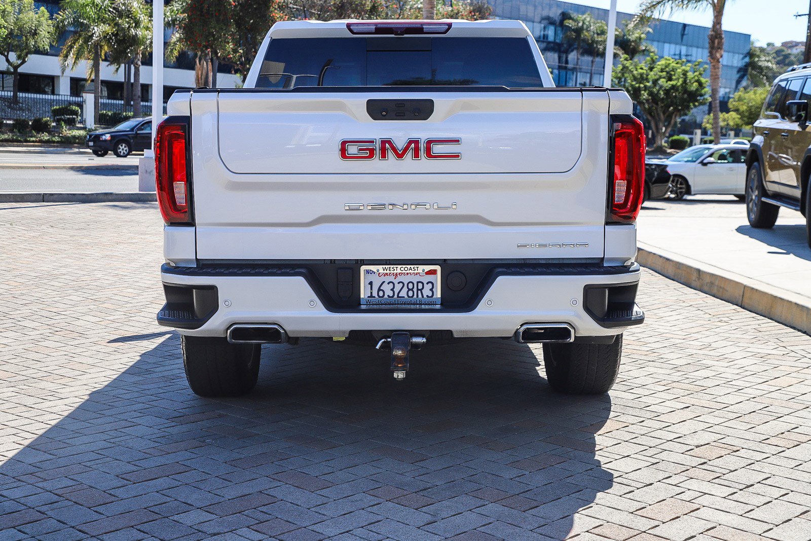 Used 2022 GMC Sierra 1500 Denali AWD/4WD image 8