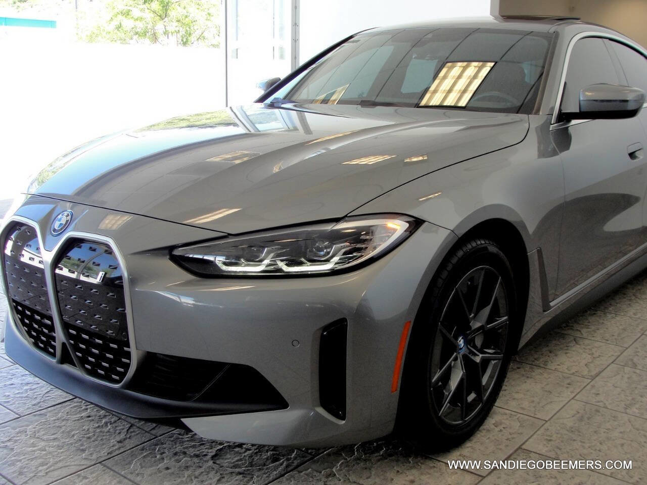 Used 2023 BMW i4 eDrive40 image 19