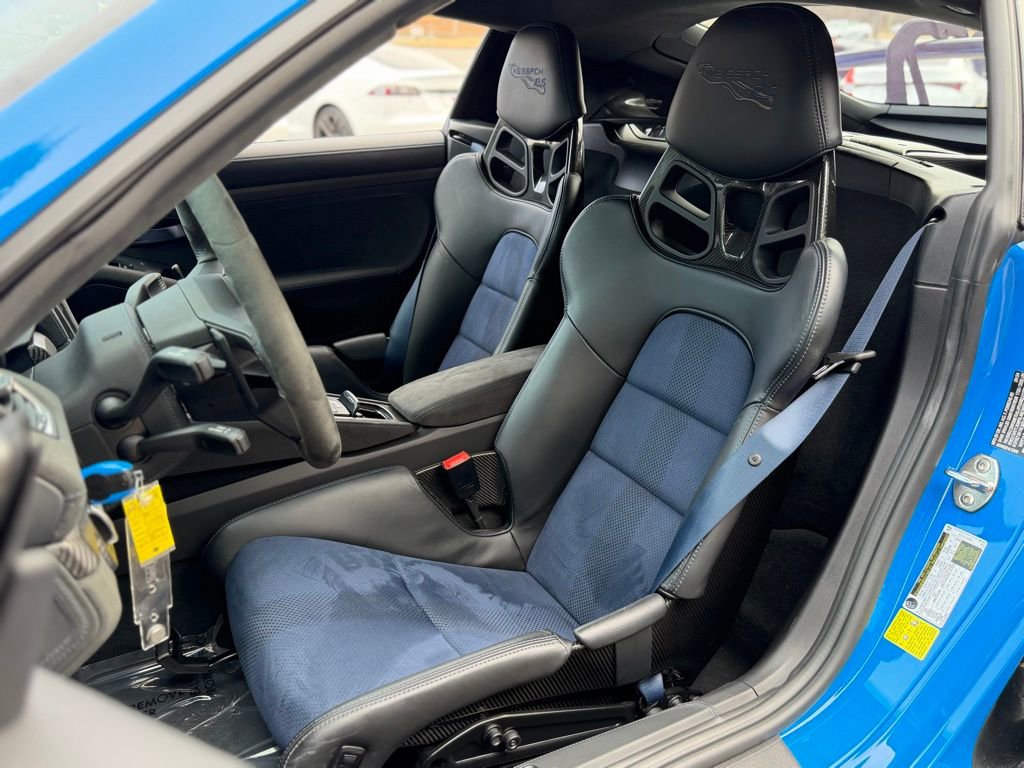 Used 2025 Porsche 718 Cayman GT4 RS w/ Weissach Package image 27