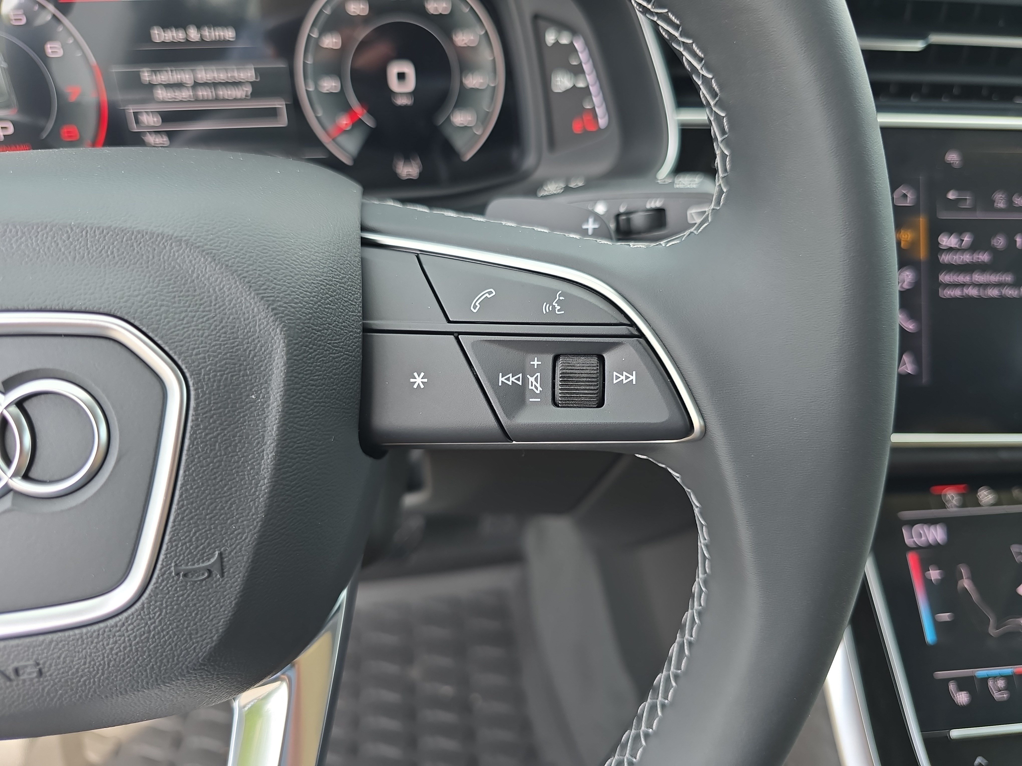 New 2027 Audi Q8 Prestige AWD/4WD image 18